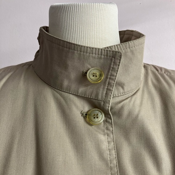 London Fog “Thinsulate” Women’s Trench Coat, 14 P, Khaki, Removable Liner - Picture 5 of 13